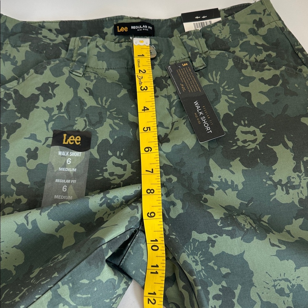 LEE women’s Olive Camouflage Flat Front Shorts. - Picture 8 of 14